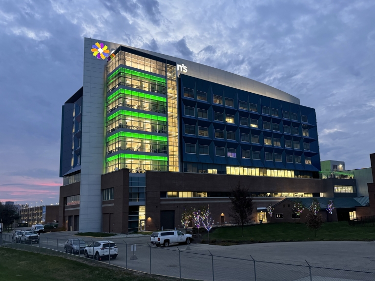 patient tower with green lights