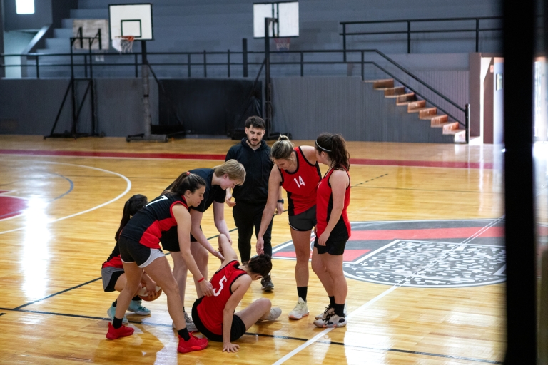 basketball player fainting during sports