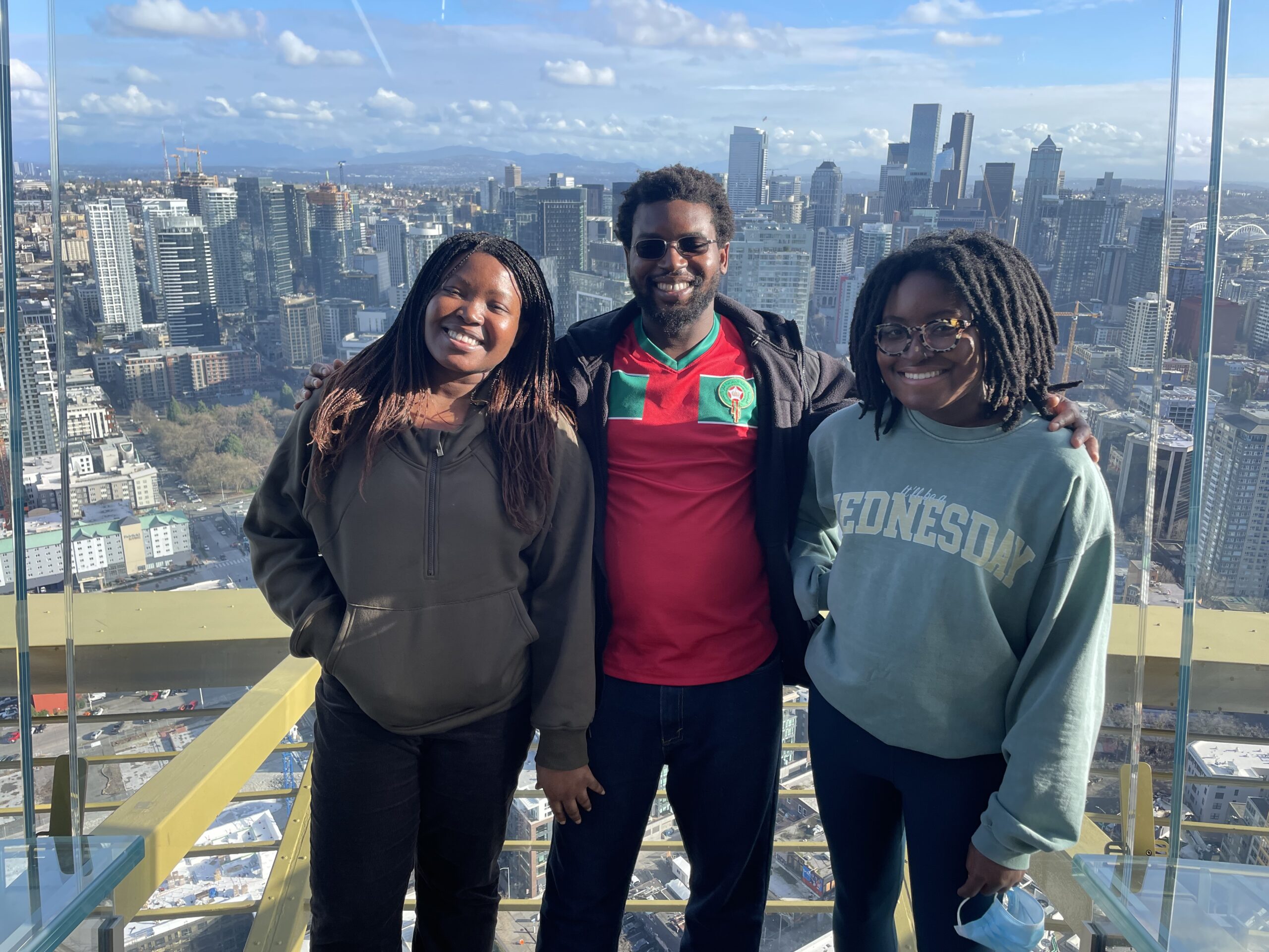 Awo (right) and Memme (middle) with their sister Chinwe (right).
