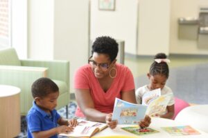 making new year’s resolutions with your kids