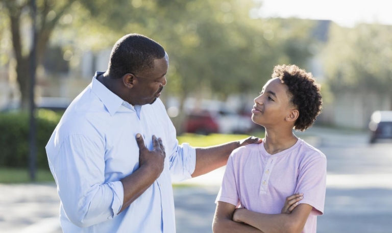 how to start conversations with kids (and keep them going!)